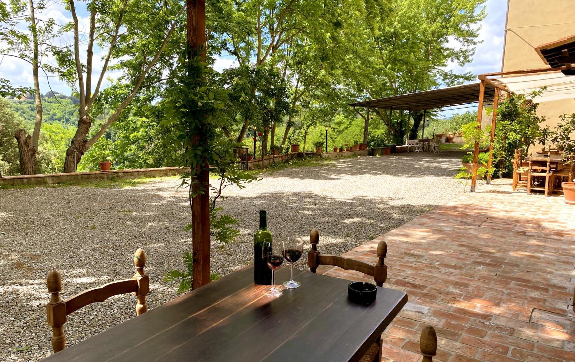 La Tonnaia Lägenhet Lari Exteriör bild